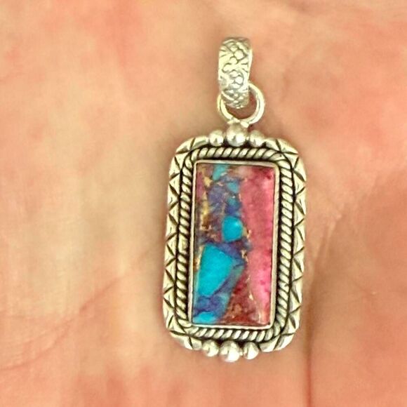 Beautiful Kingman Pink Dahlia Turquoise Necklace Southwestern - Picture 1 of 5